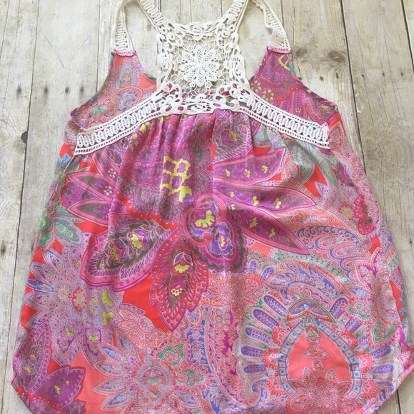 Daytrip Paisley Tank - Picture 4 of 6